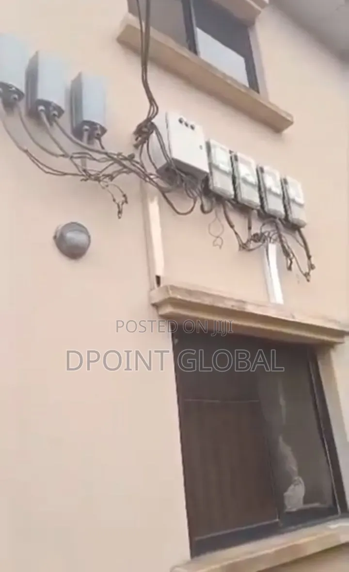 10bdrm Block of Flats in Not, Alakuko for sale in Alakuko