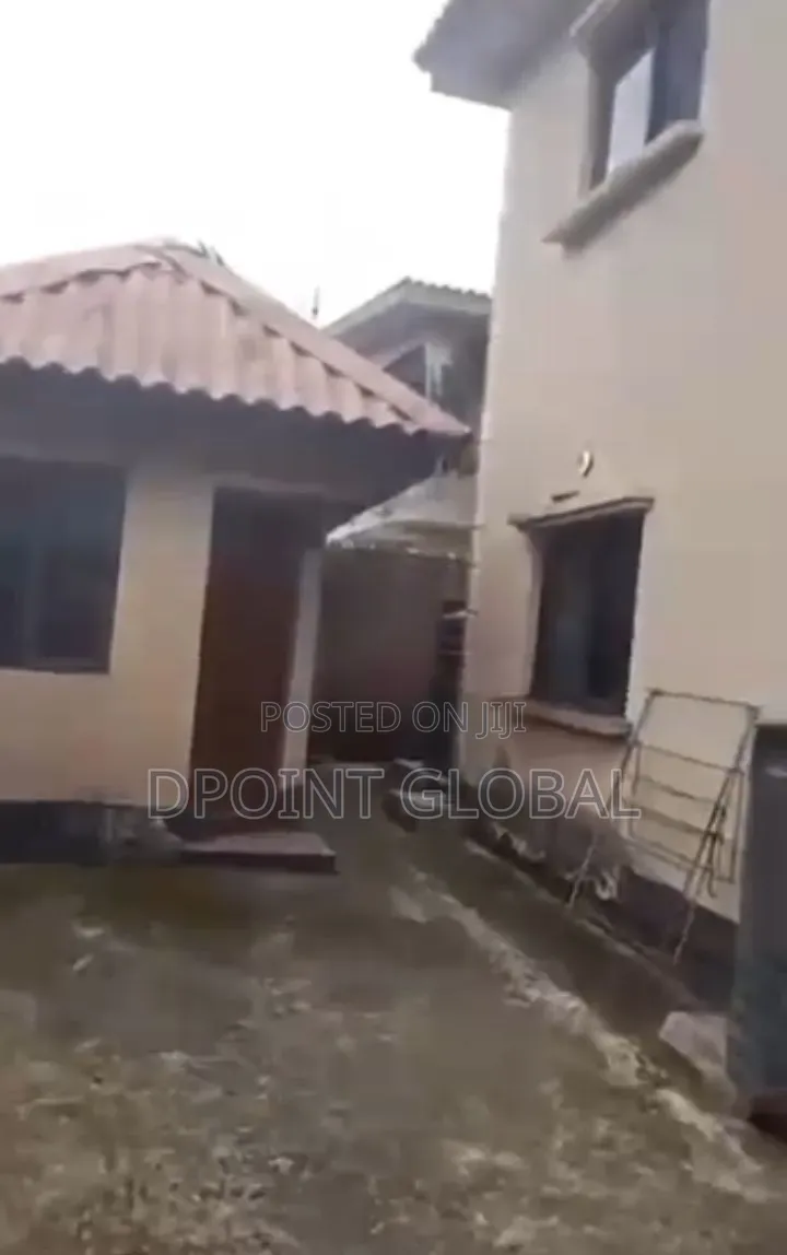 10bdrm Block of Flats in Not, Alakuko for sale in Alakuko
