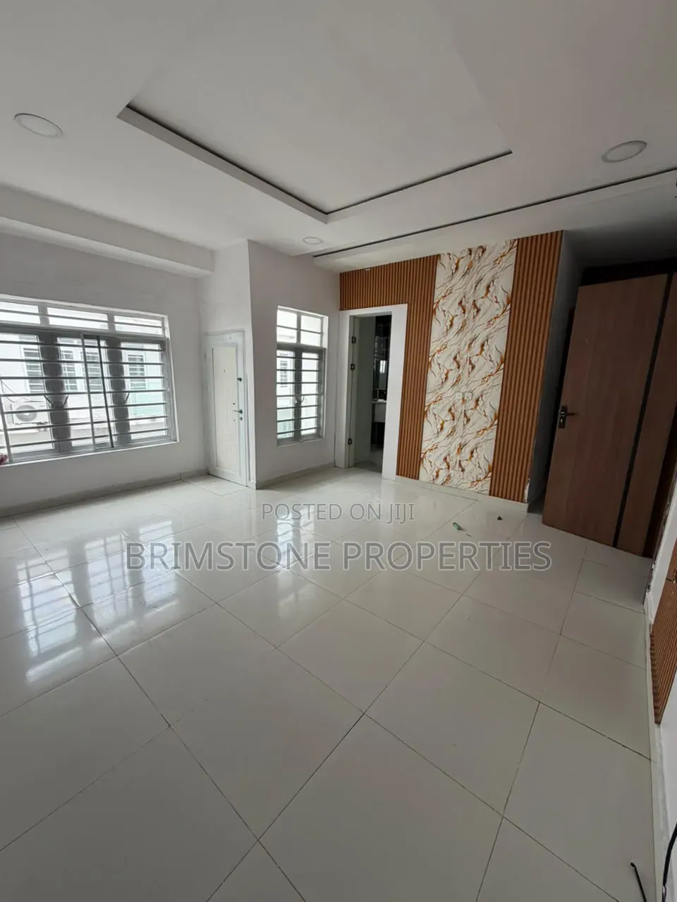 Furnished 1bdrm Apartment in Chevron for rent in Chevron