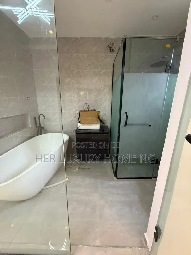 1bdrm Apartment in Babalola Garden for sale in Lekki