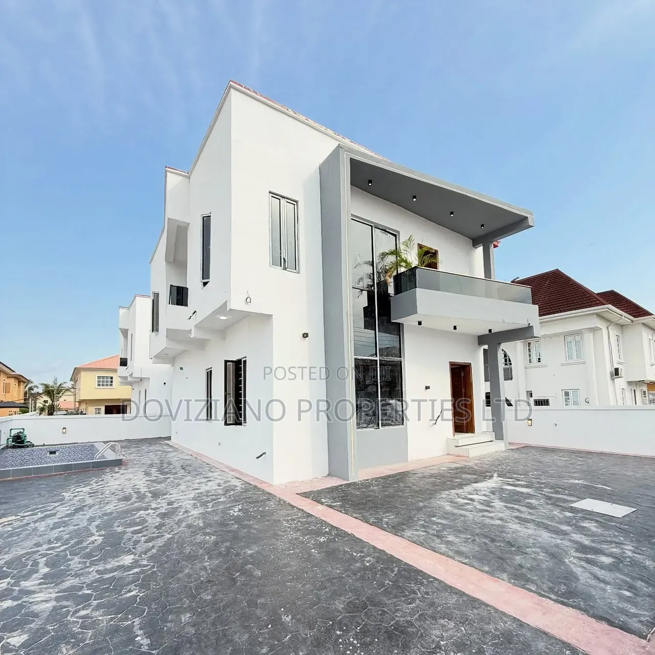 4bdrm Duplex in Sangotedo for sale in Sangotedo
