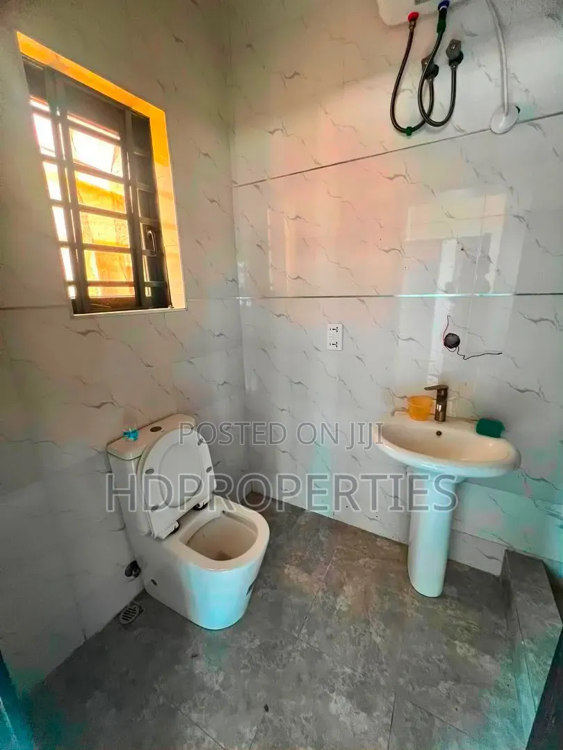Studio Apartment in Abudu Close Court, Lagos Island / Lagos Island in Lagos Island / Lagos Island