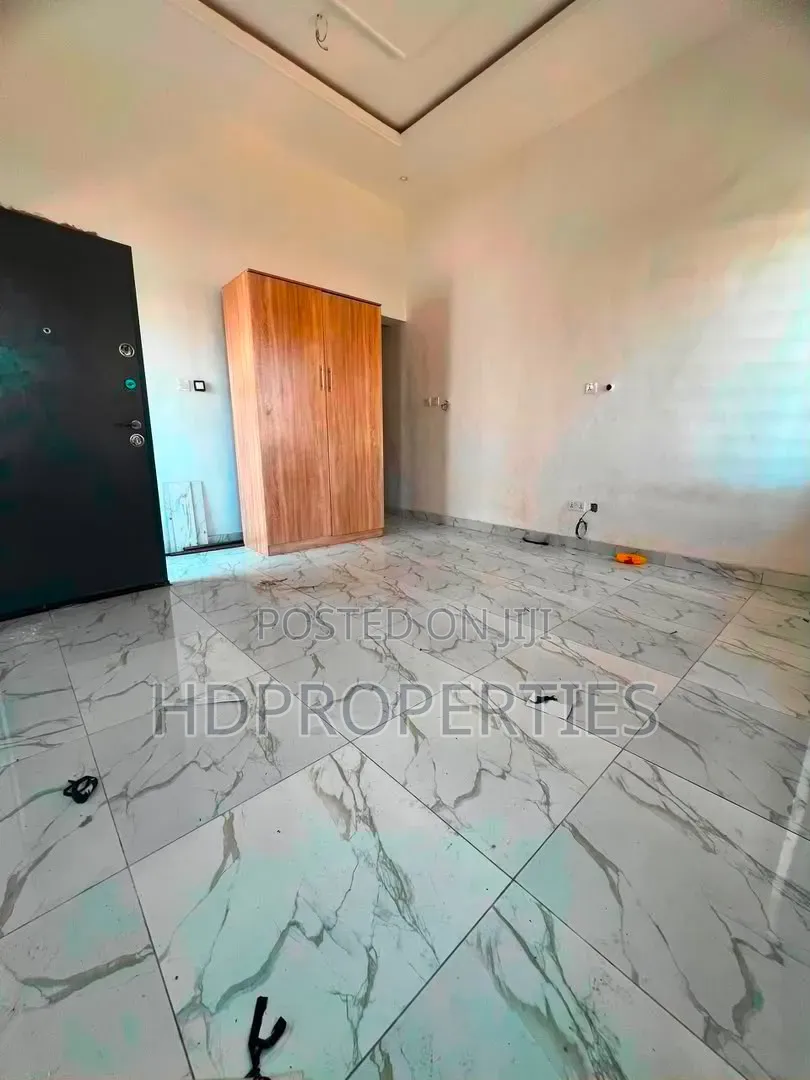 Studio Apartment in Abudu Close Court, Lagos Island / Lagos Island in Lagos Island / Lagos Island
