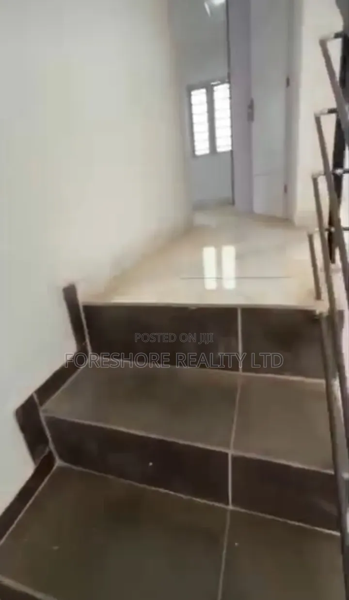 4bdrm Duplex in Olaniyi, New Oko Oba for rent in New Oko Oba