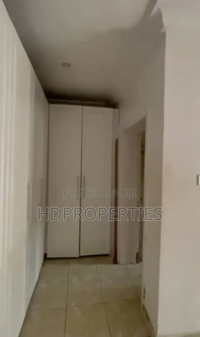 Studio Apartment in Abiola Court, Lagos Island / Lagos Island for rent in Lagos Island / Lagos Island