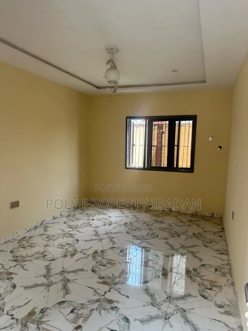 2bdrm Apartment in Aare Bodija, Ibadan for rent in Ibadan