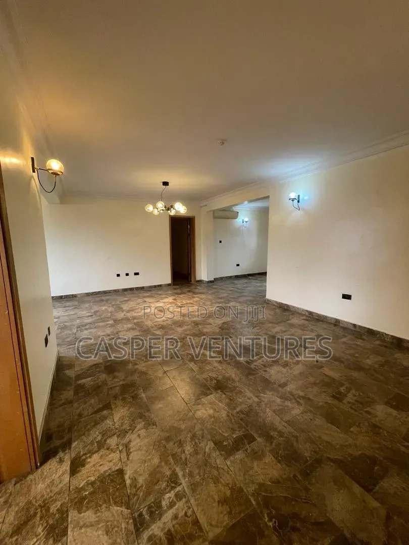 3bdrm Apartment in Freedom Way, Lekki Phase 1 for rent in Lekki Phase 1