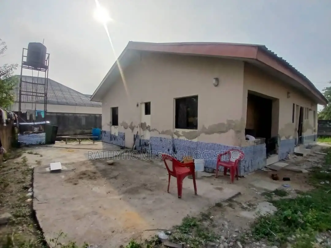 4bdrm Duplex in Hrc, Ajah for sale in Ajah
