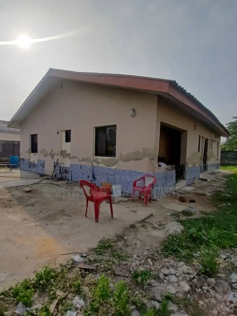 4bdrm Duplex in Hrc, Ajah for sale in Ajah