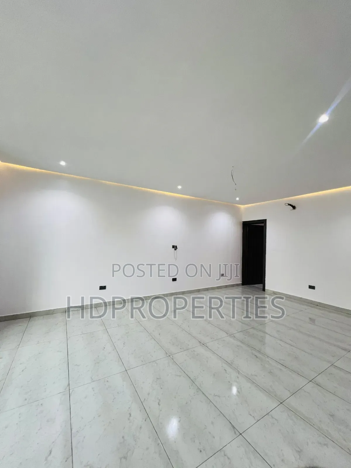 4bdrm Duplex in Golden Park Estate, Lagos Island / Lagos Island in Lagos Island / Lagos Island