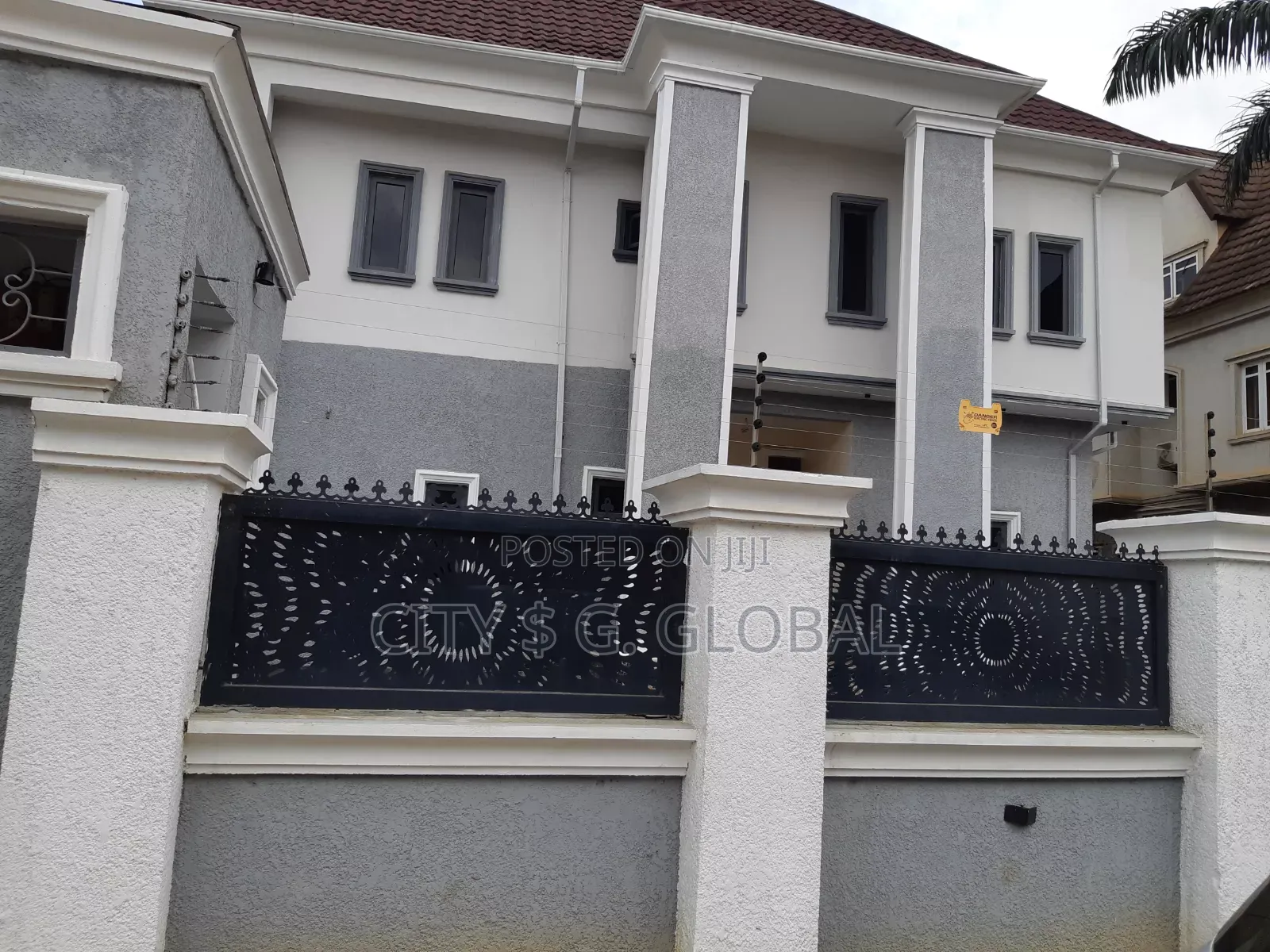 Furnished 5bdrm Duplex in Gaduwa for sale in Gaduwa