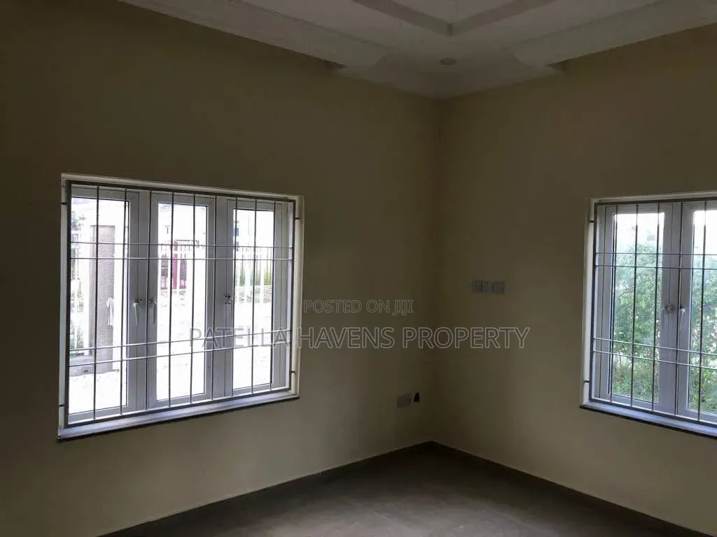 3bdrm Penthouse in FHA for sale in FHA
