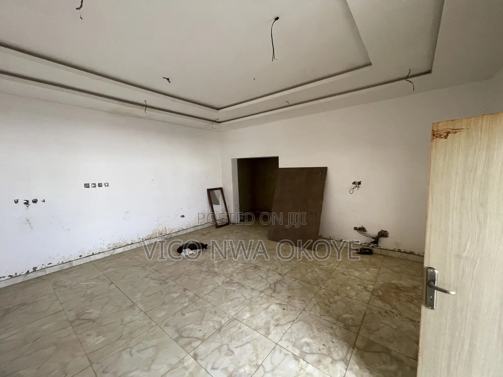 6bdrm Duplex in Ochacho Estate, Life Camp for sale in Life Camp