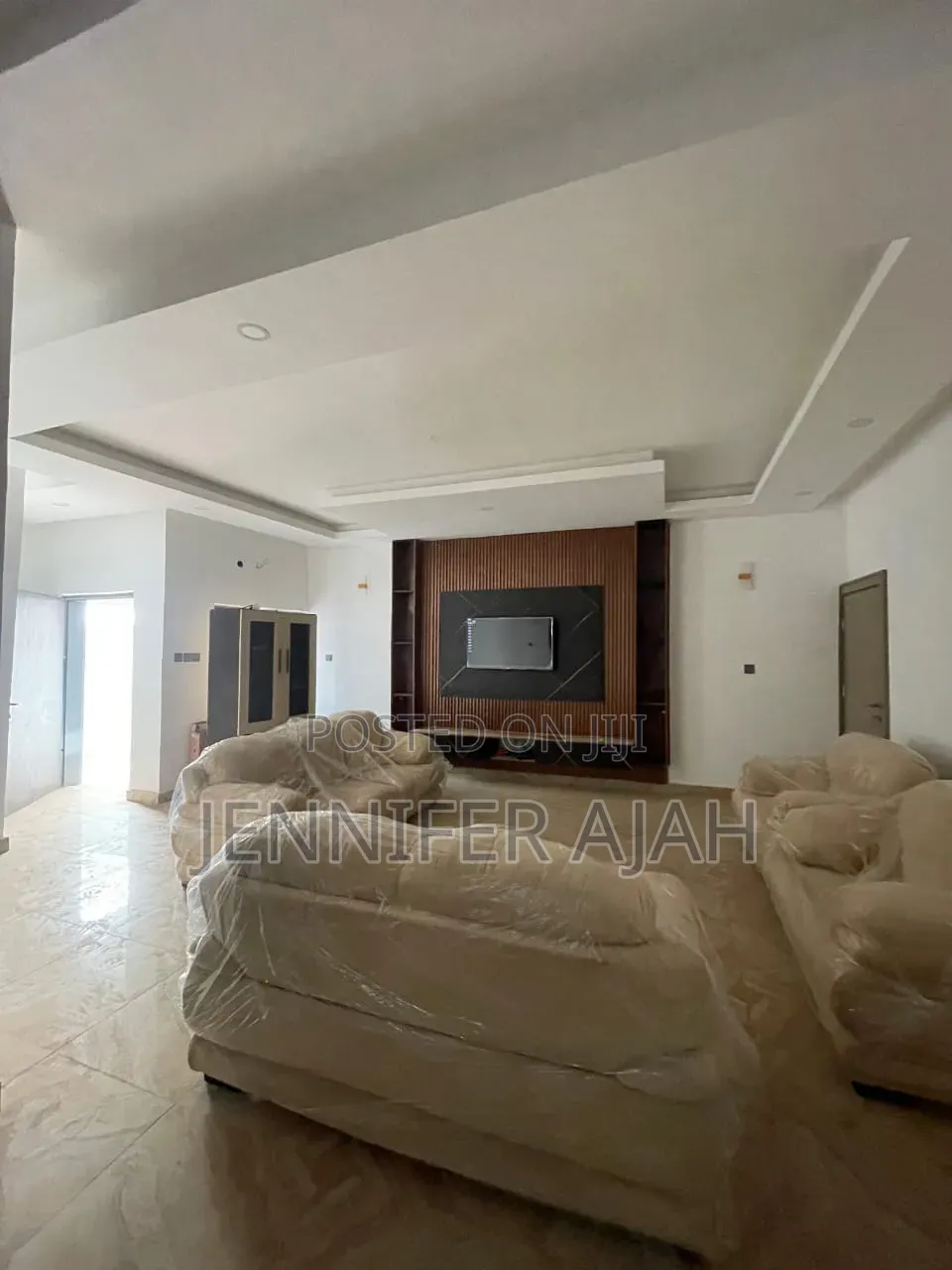 Furnished 4bdrm Duplex in Ochacho, Life Camp for sale in Life Camp