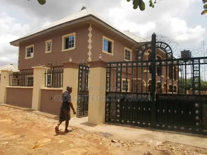 Mini Flat in Agbor, Ika South for sale in Ika South