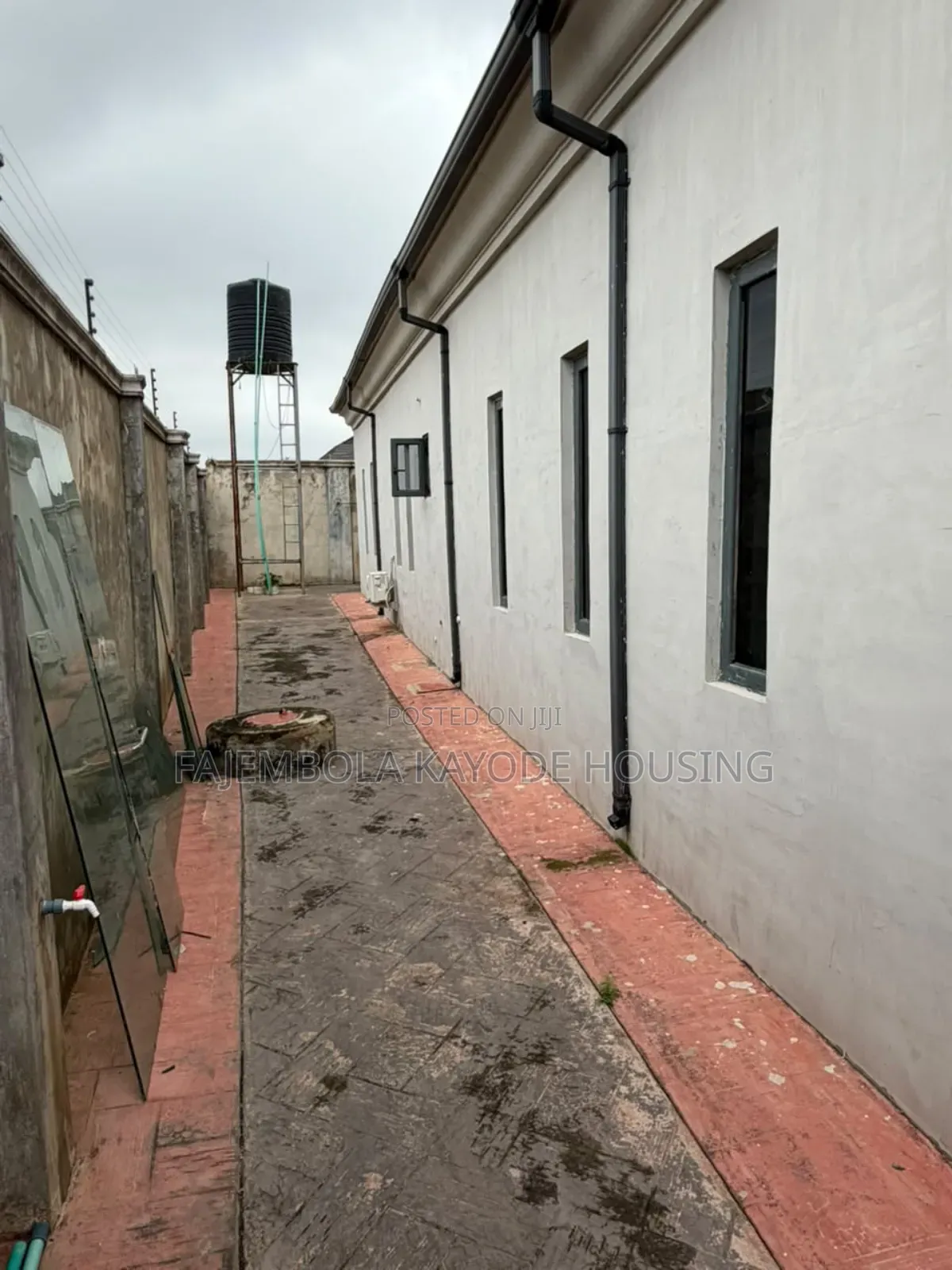 4bdrm Bungalow in Harmony Estate, Akobo for sale in Akobo