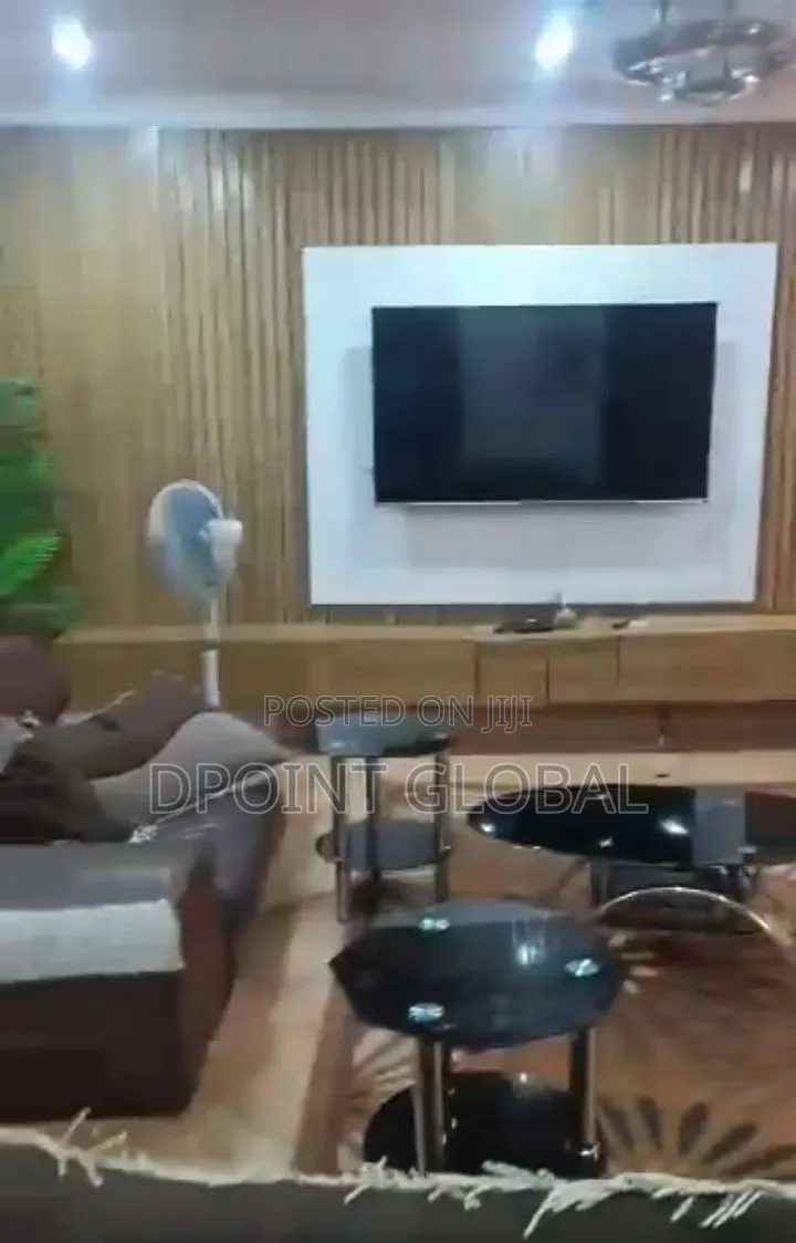 8bdrm Duplex in In, New Oko Oba for sale in New Oko Oba