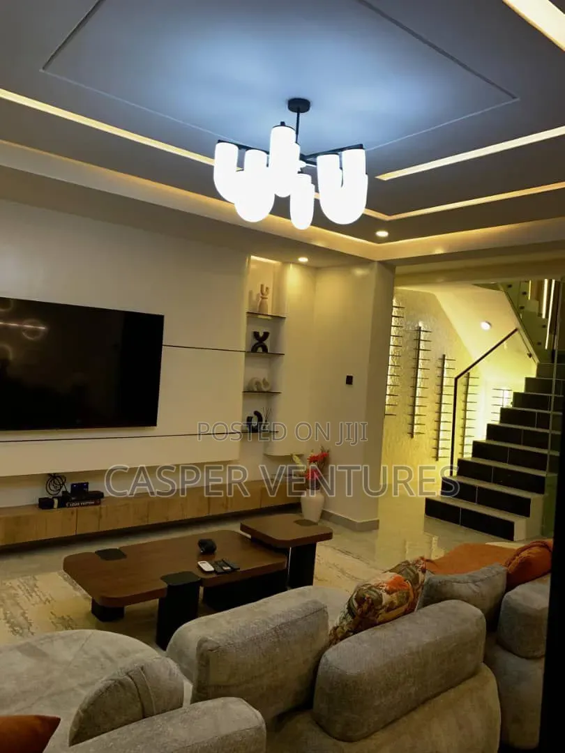 Eexquisite Aesthetic 4bed Duplex With Pool, Ps5 Gym in Lekki Phase 1