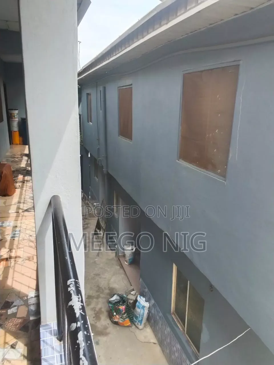20bdrm Block of Flats in Agodo Egbe Ikotun for sale in Ikotun / Ikotun/Igando