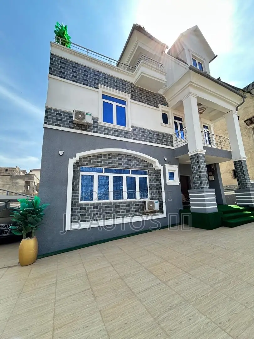Furnished 5bdrm Duplex in Guzape District for sale in Guzape District