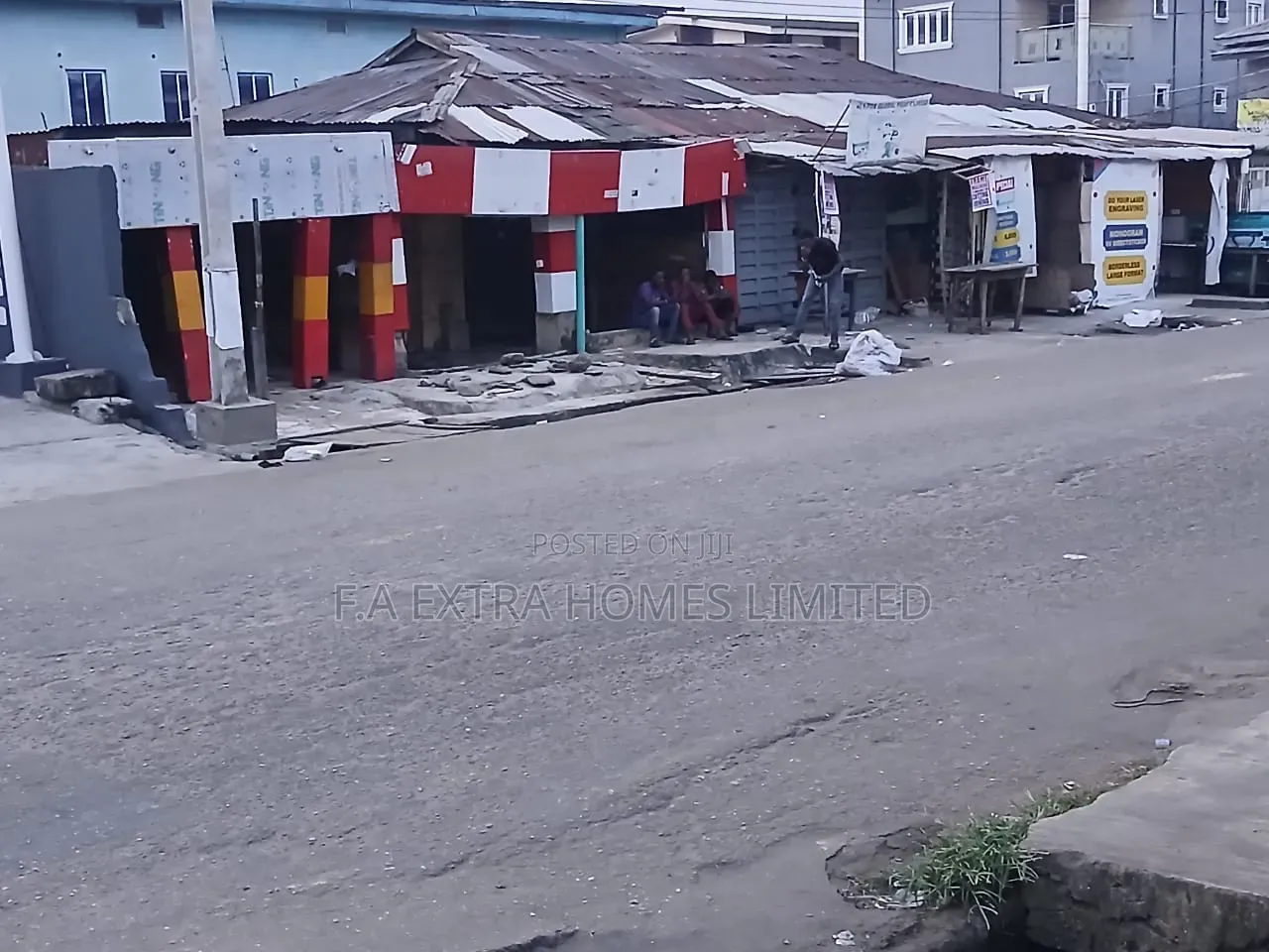 1bdrm Block of Flats in Shomolu / Shomolu for sale in Shomolu / Shomolu