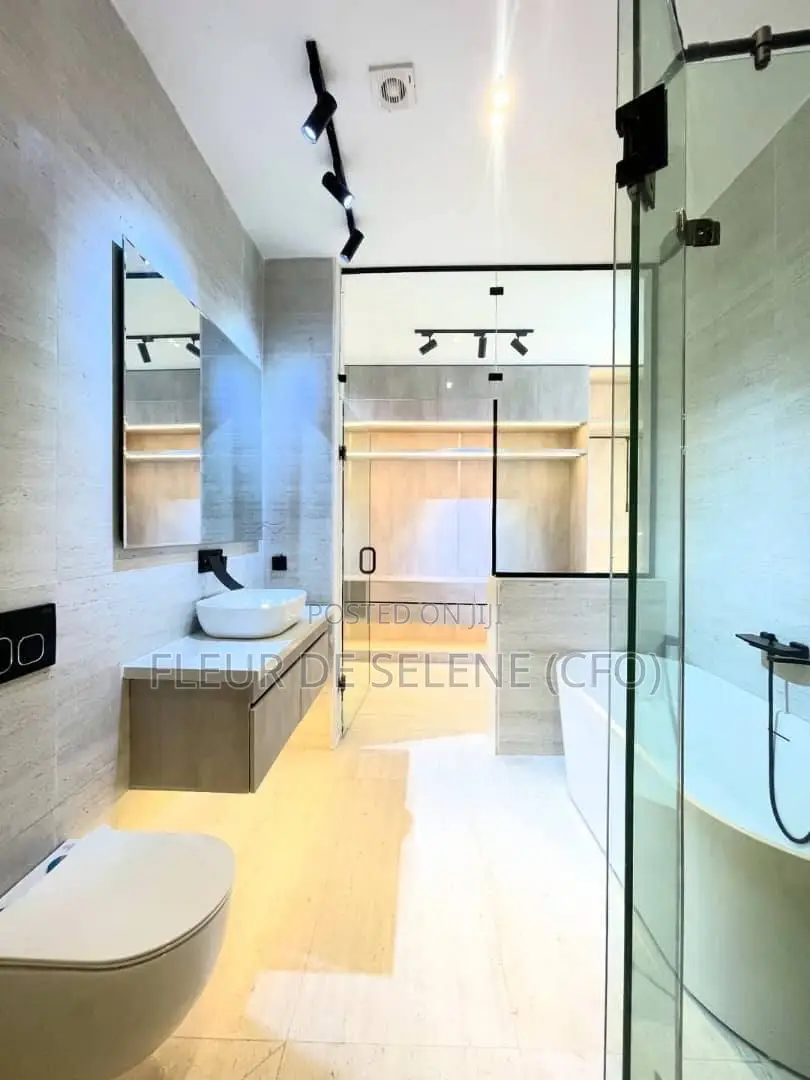 2bdrm Penthouse in Lekki Phase 1 for sale in Lekki Phase 1