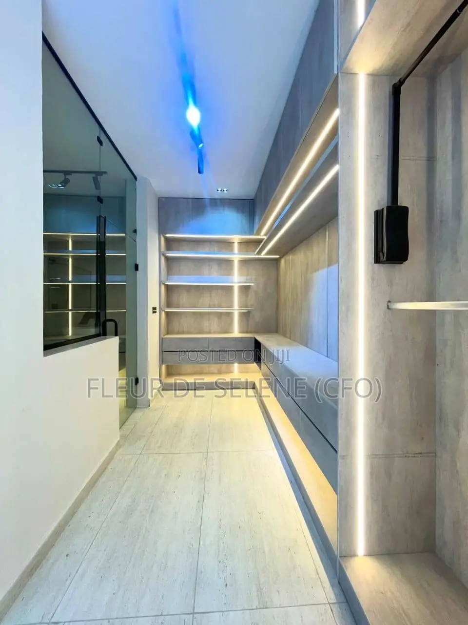 2bdrm Penthouse in Lekki Phase 1 for sale in Lekki Phase 1