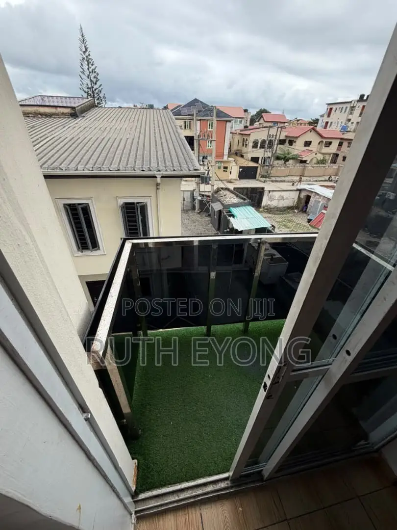 1bdrm Apartment in Alpha Beach Road., Lekki Phase 1 for rent in Lekki Phase 1