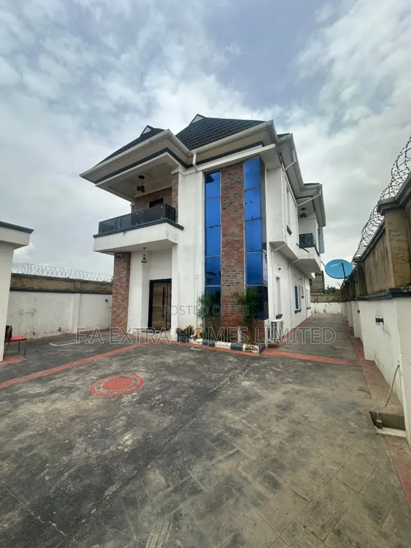 Furnished 4bdrm Duplex in Berger for sale in Berger