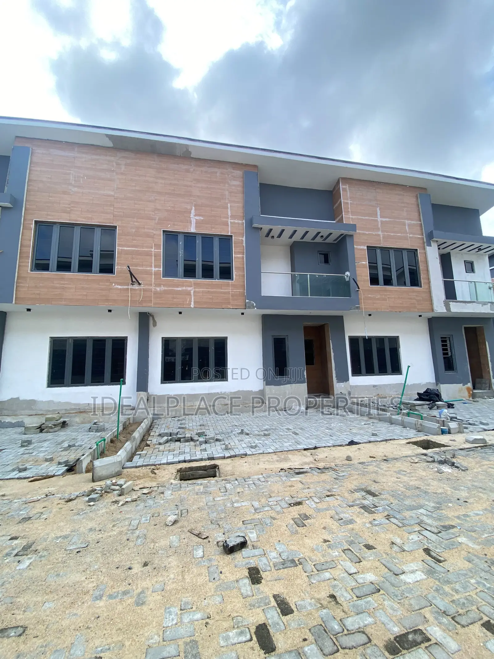 3bdrm Townhouse/Terrace in Sangotedo for sale in Sangotedo