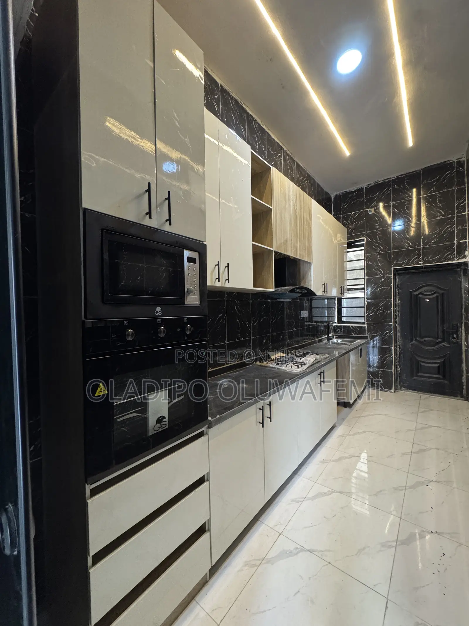 3bdrm Duplex in Atlantic Layout, Lagos State for sale in Lagos State