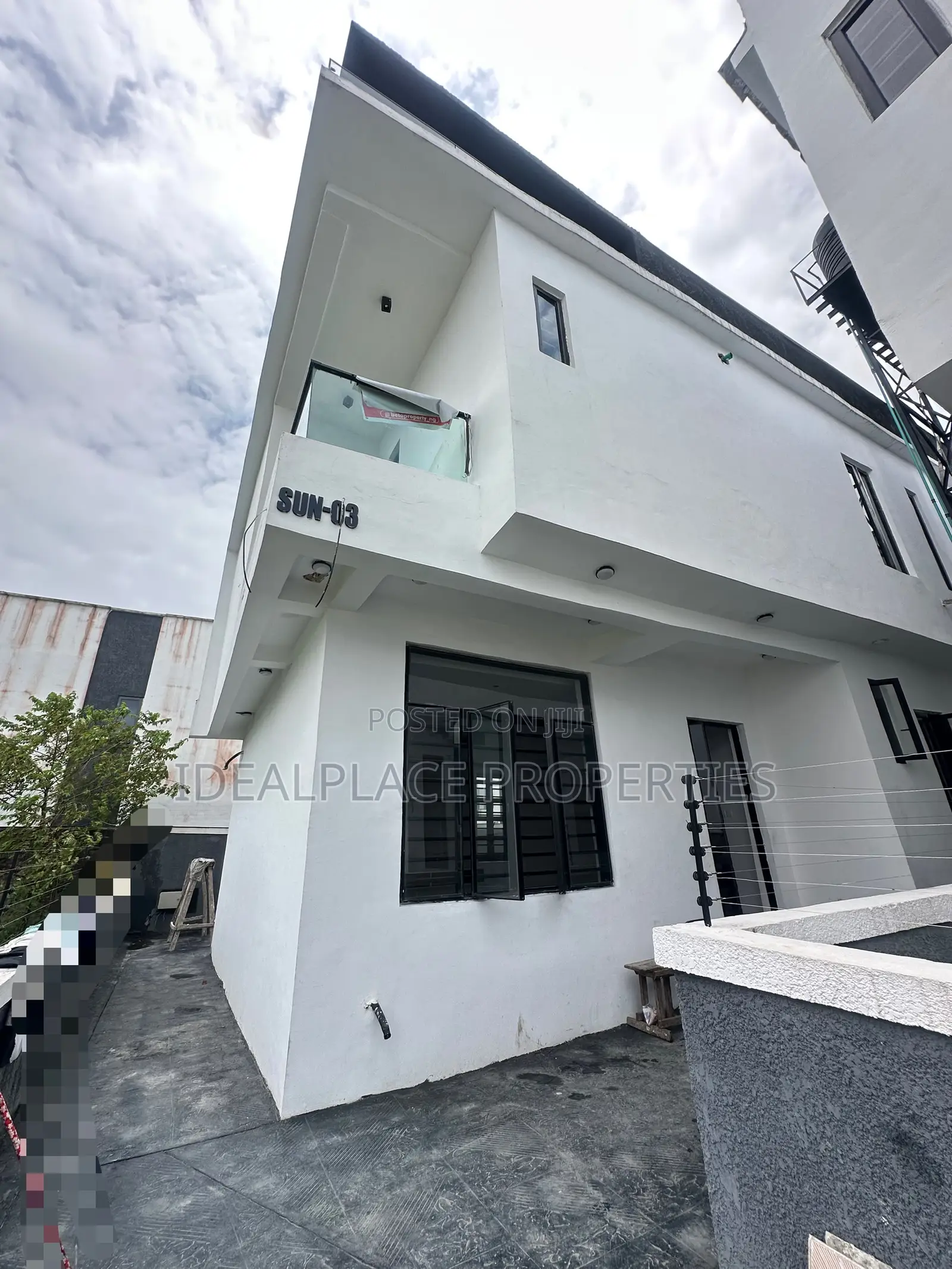 5bdrm Duplex in Sangotedo for sale in Sangotedo