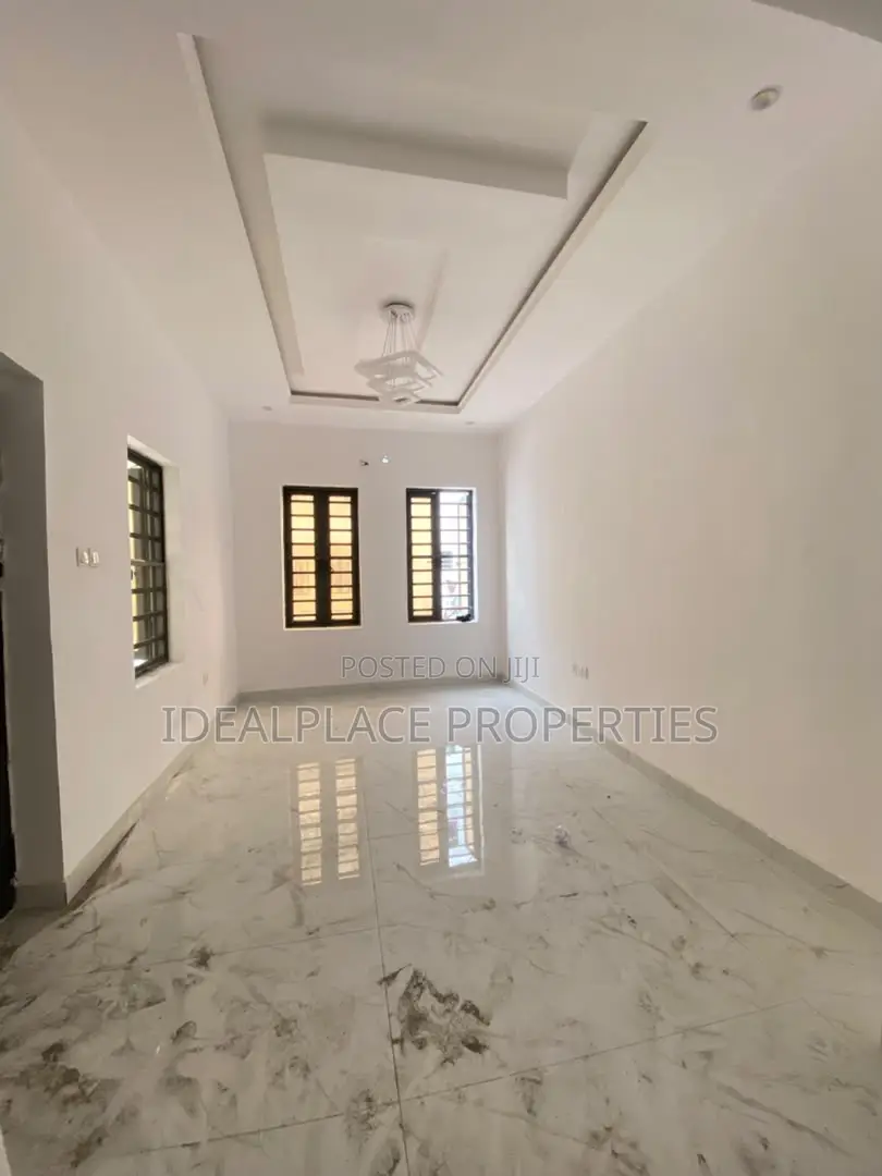 3bdrm Duplex in Sangotedo for sale in Sangotedo