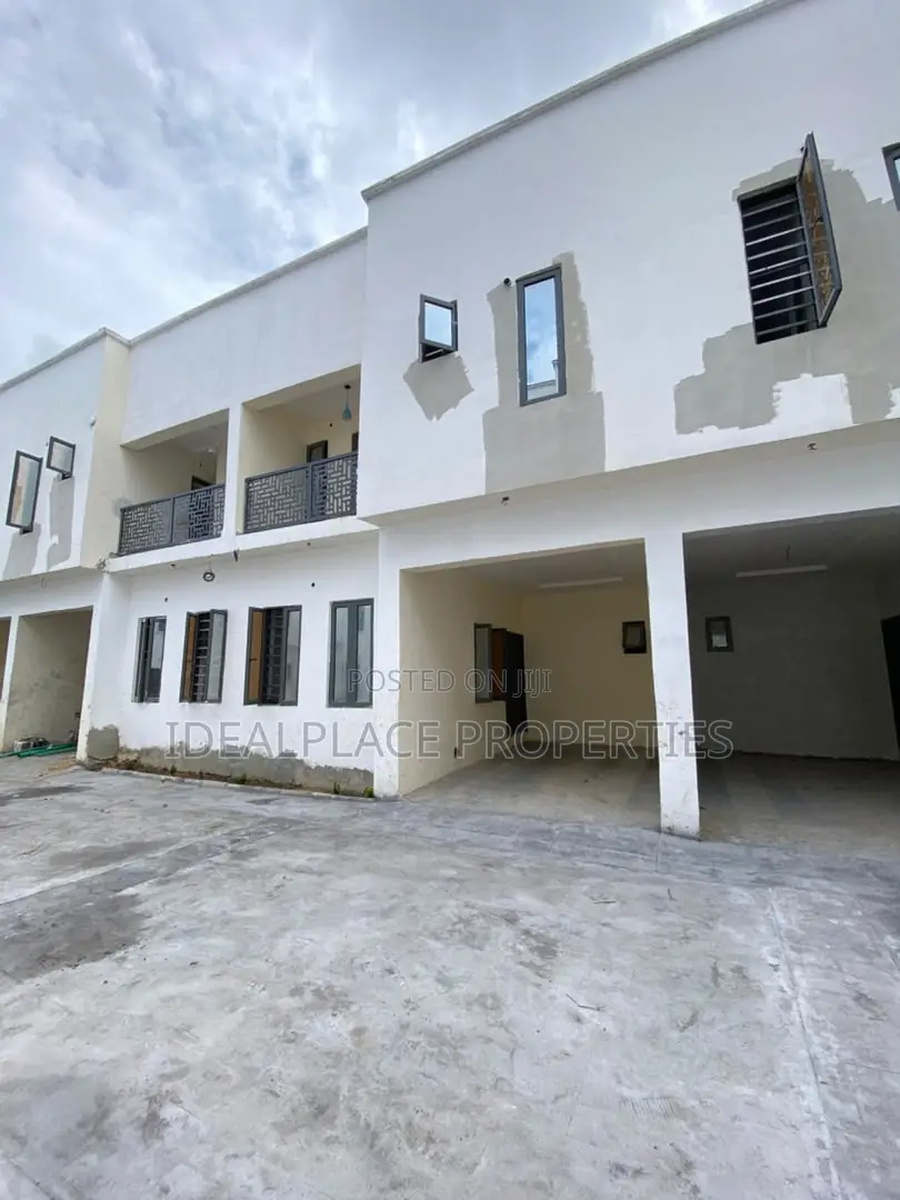 3bdrm Duplex in Sangotedo for sale in Sangotedo