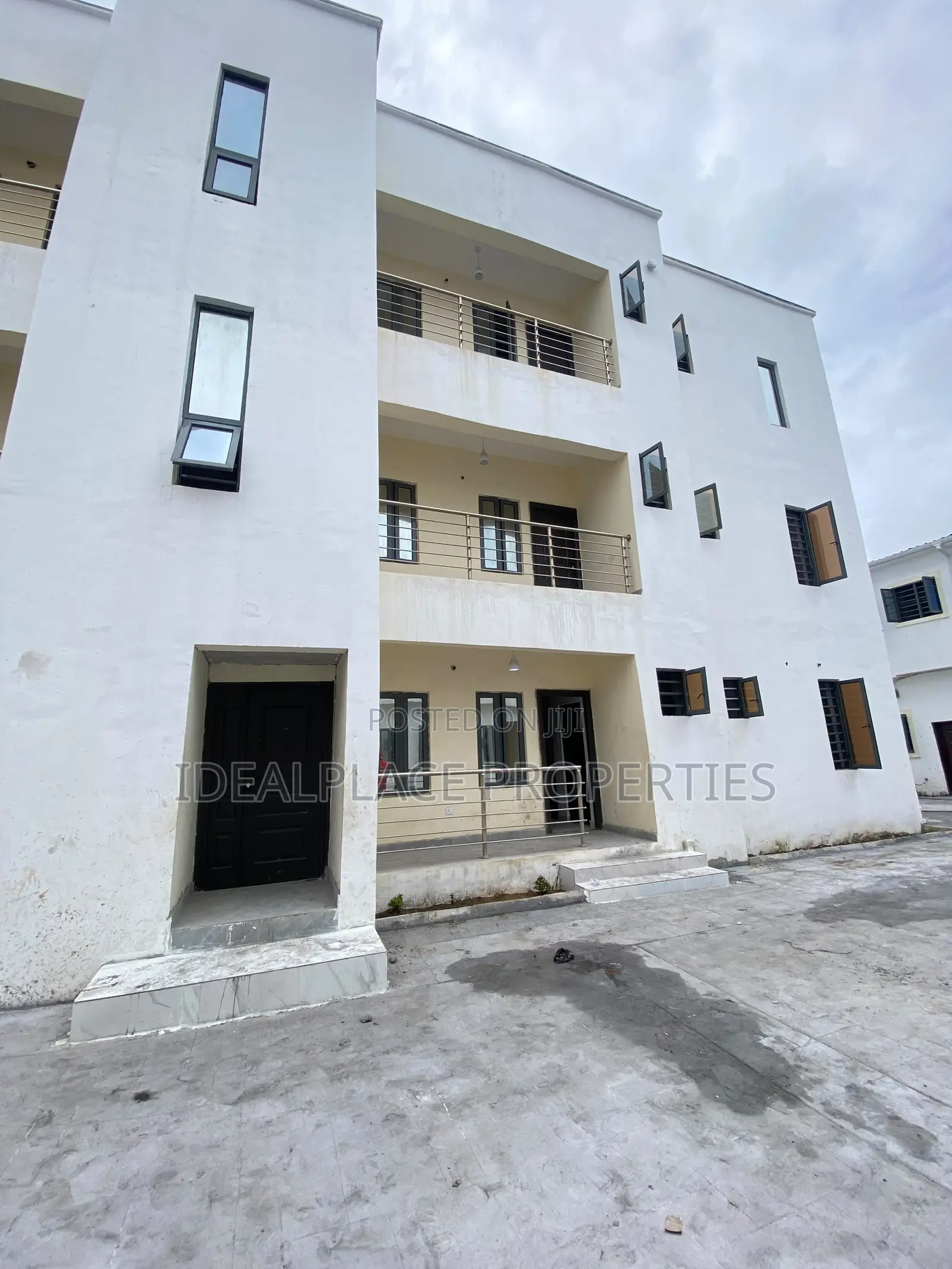 2bdrm Apartment in Sangotedo for sale in Sangotedo