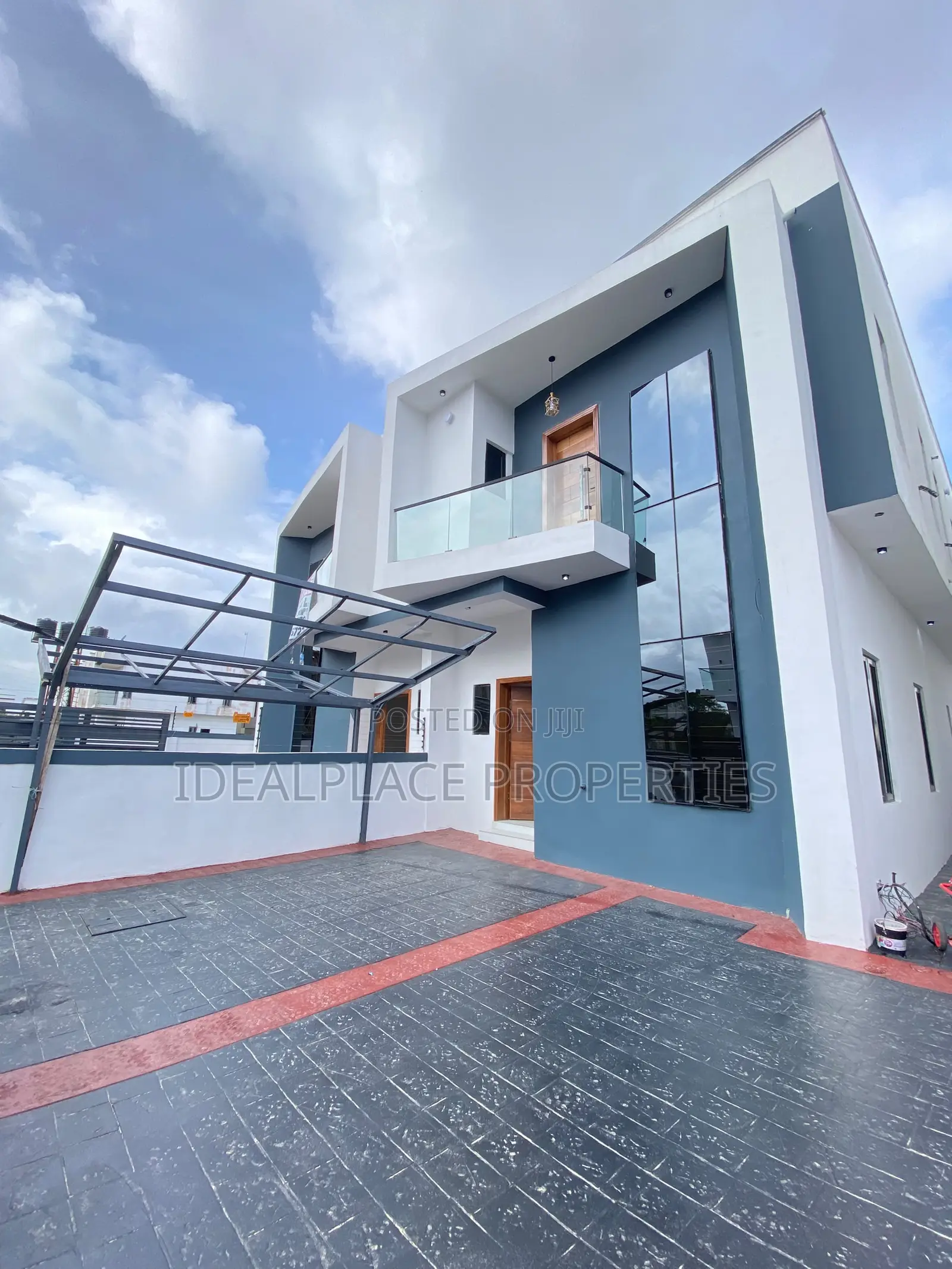 4bdrm Duplex in Sangotedo for sale in Sangotedo