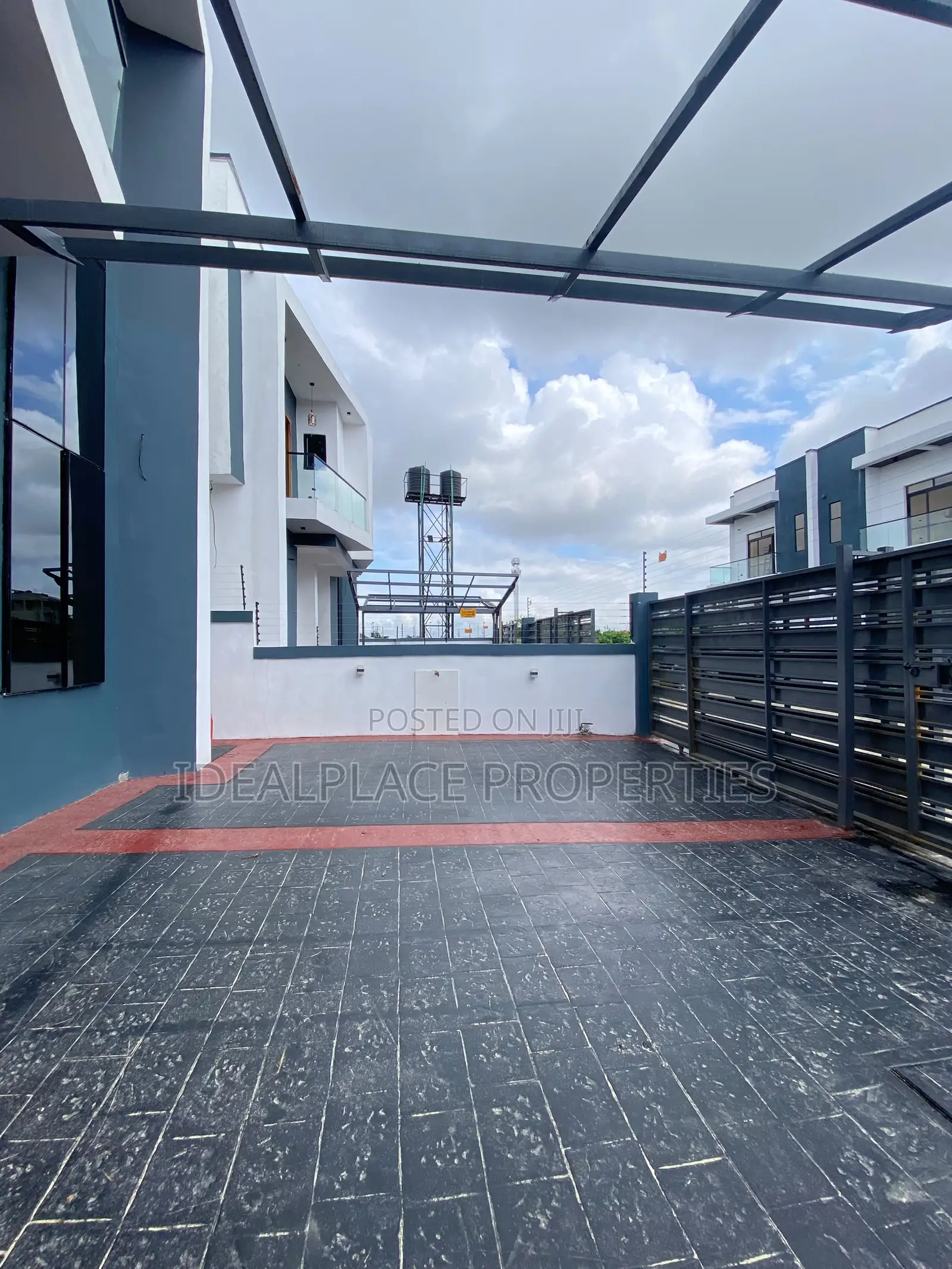 4bdrm Duplex in Sangotedo for sale in Sangotedo
