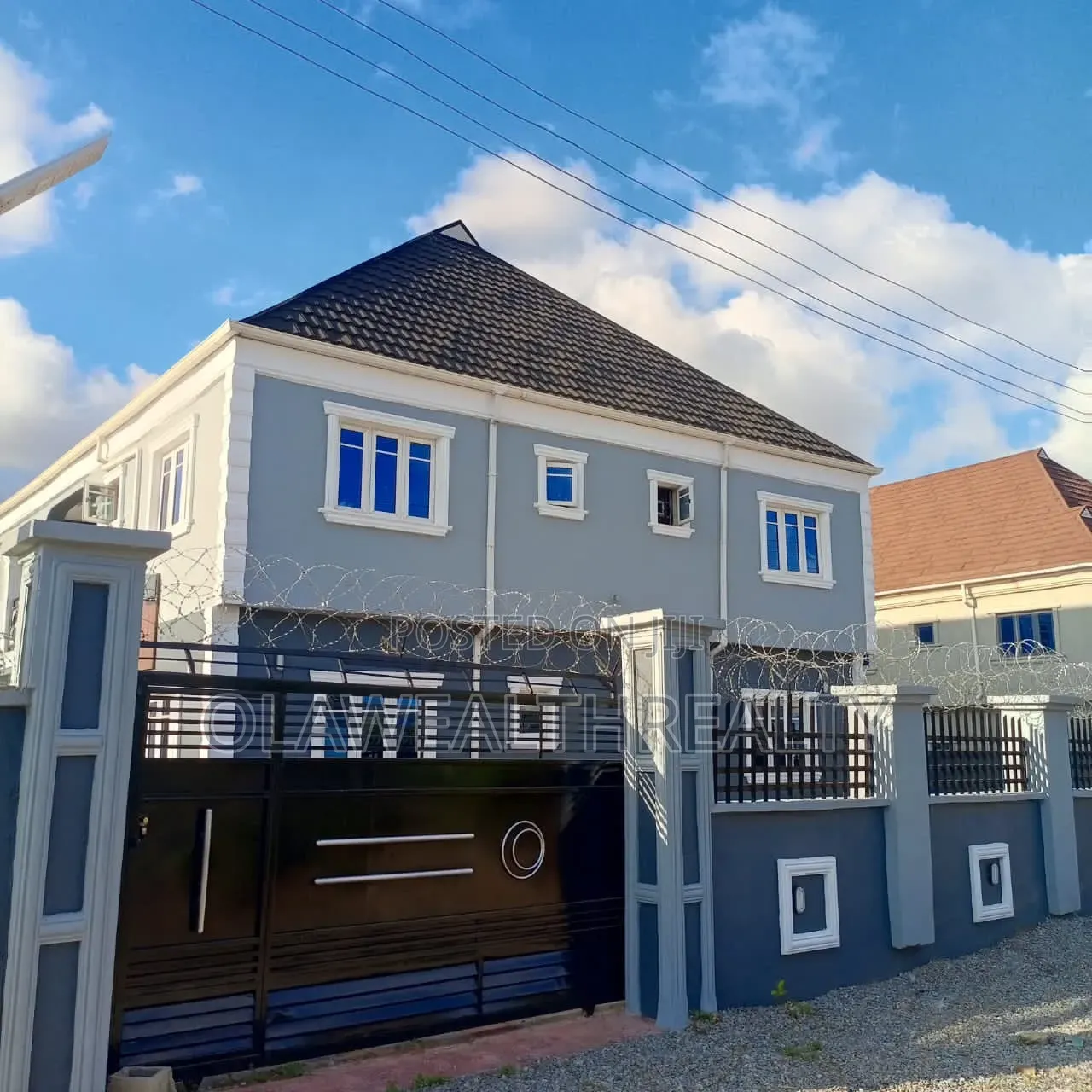 3bdrm Block of Flats in Akala Express for rent in Akala Express