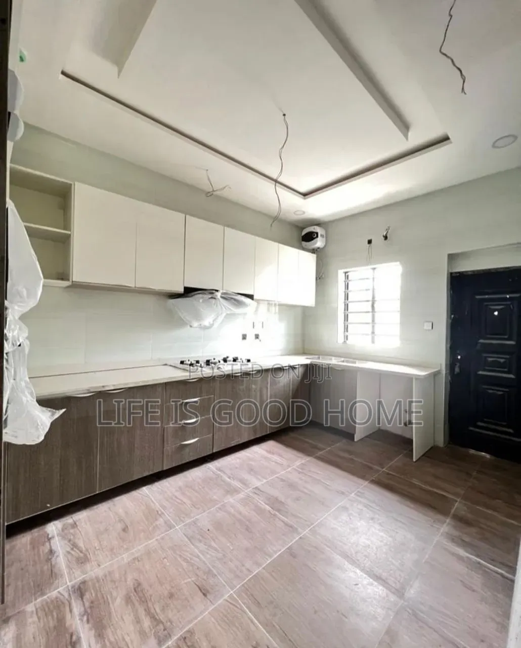 1bdrm Shared Apartment in Atlantic  Boulevard, Chevron for rent in Chevron