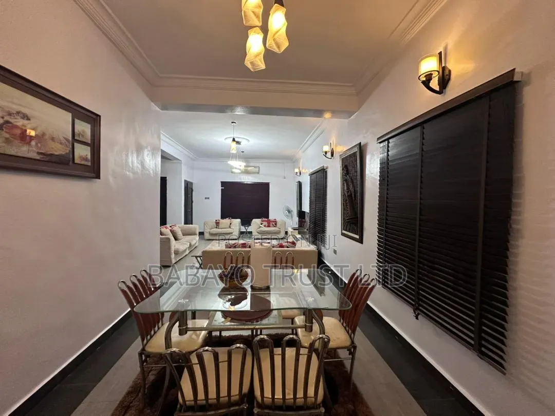 3bdrm Duplex in Lekki Phase 2 for sale in Lekki Phase 2