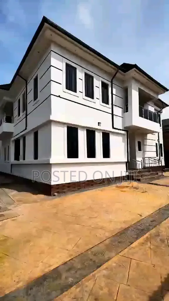 Furnished 6bdrm Duplex in Helui Estate, Enugu for sale in Enugu