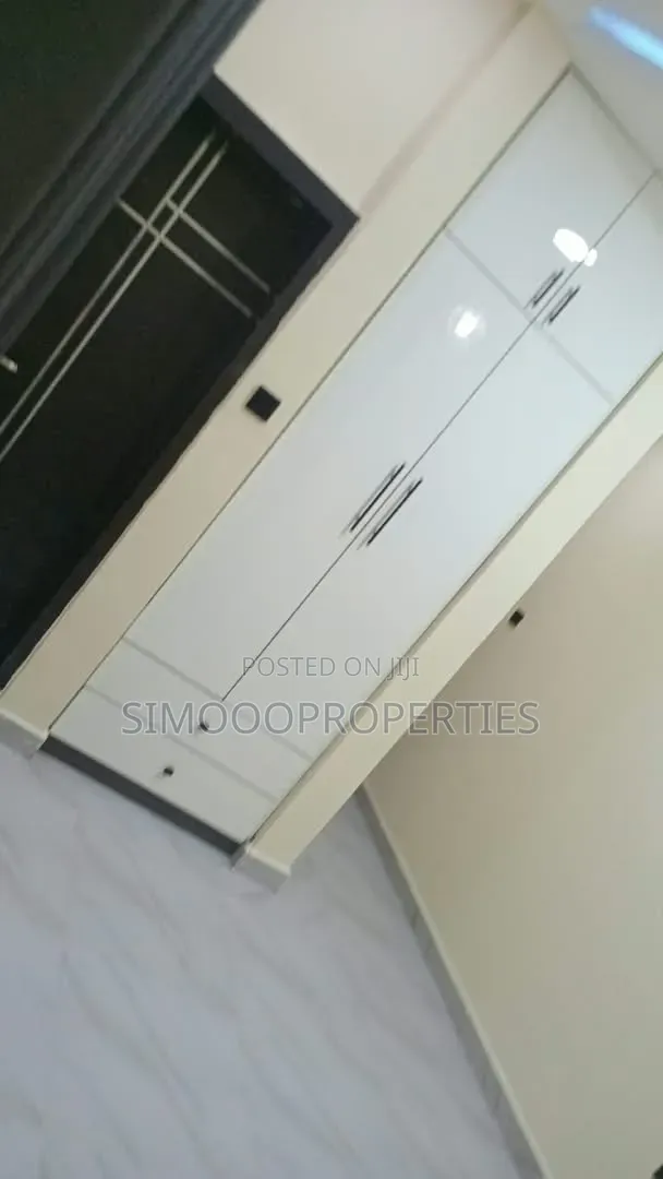 5bdrm Duplex in Mayfair, Awoyaya for sale in Awoyaya