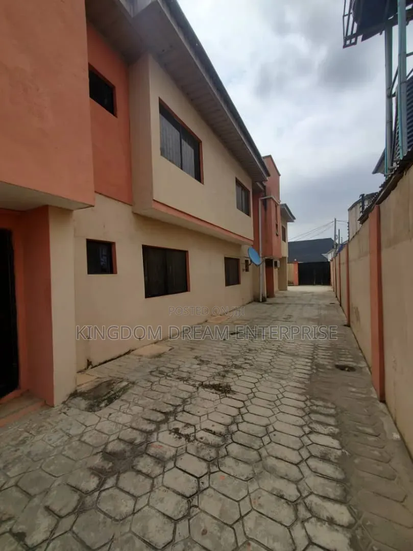 3bdrm Block of Flats in Oko Oba Abulegba for sale in Abule Egba