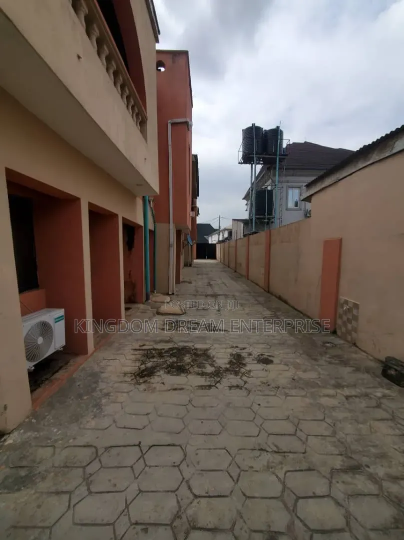 3bdrm Block of Flats in Oko Oba Abulegba for sale in Abule Egba