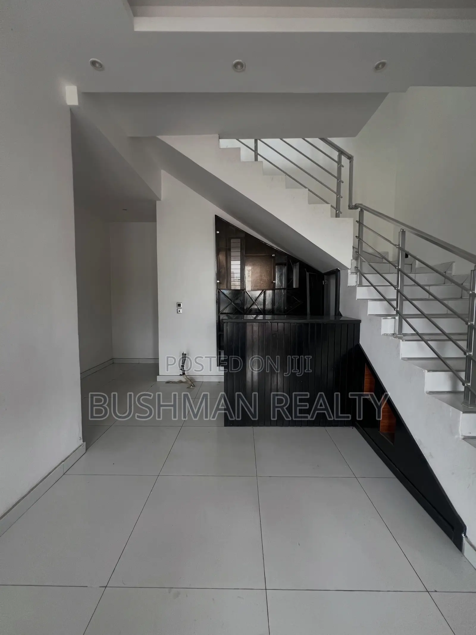 4bdrm Duplex in Lekki Phase 1 for rent in Lekki Phase 1