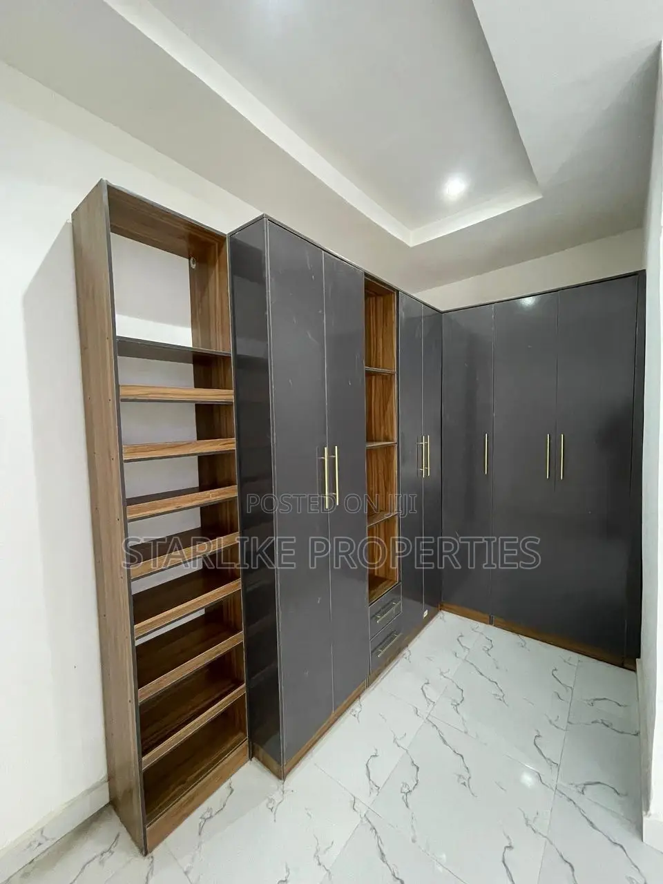 4bdrm House in Lekki Expressway for sale in Lekki Expressway