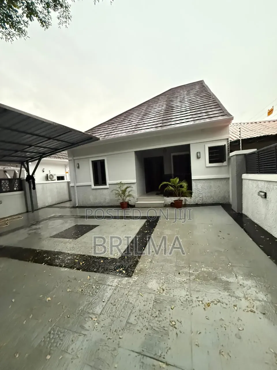 3bdrm Bungalow in Mbora for sale in Mbora