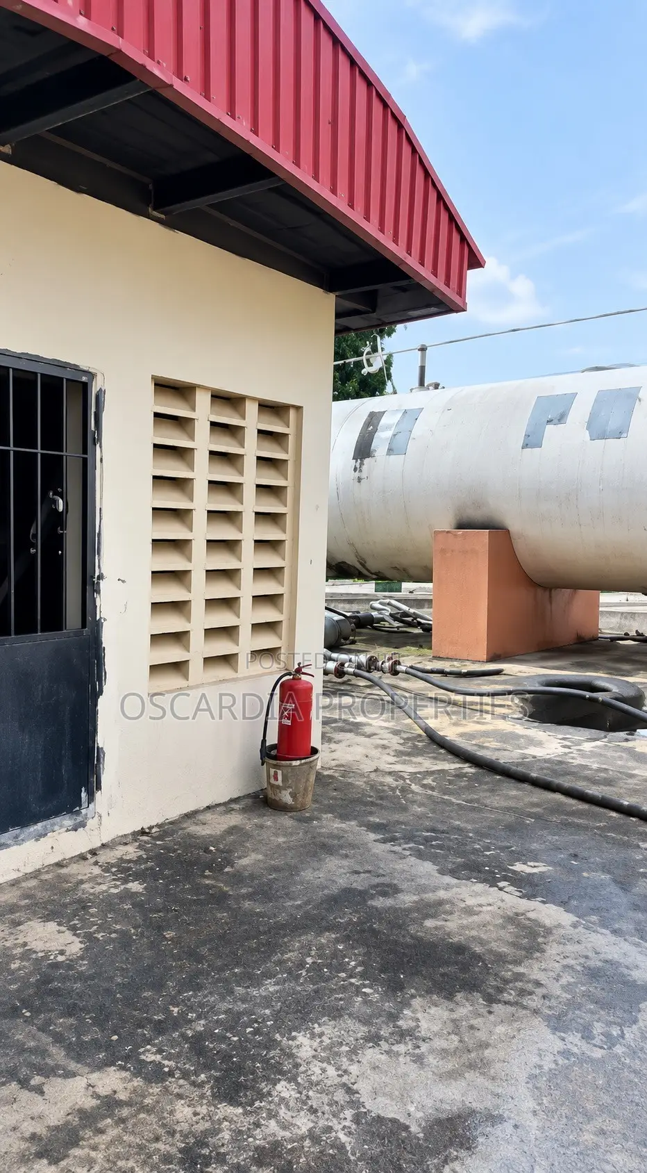 Gas Plant for Sale | Lasu–igando Road, Lagos in Igando / Ikotun/Igando