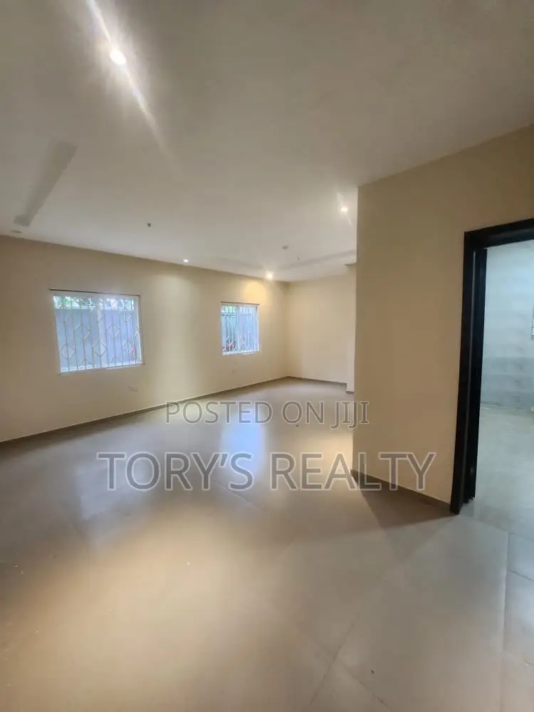 17bdrm Apartment in Ikoyi S.W for rent in Ikoyi S.W