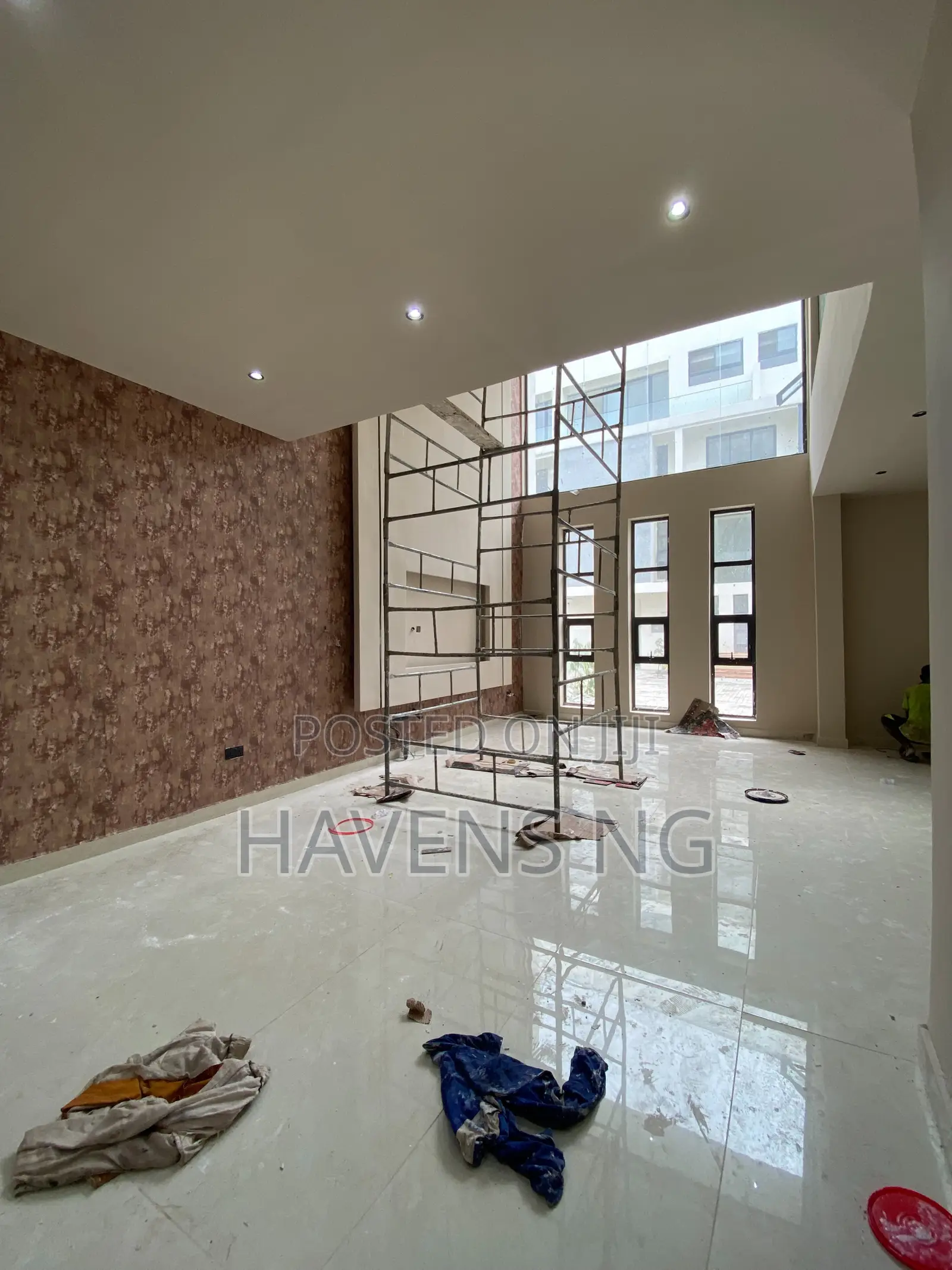 4bdrm Penthouse in Ikate for sale in Ikate